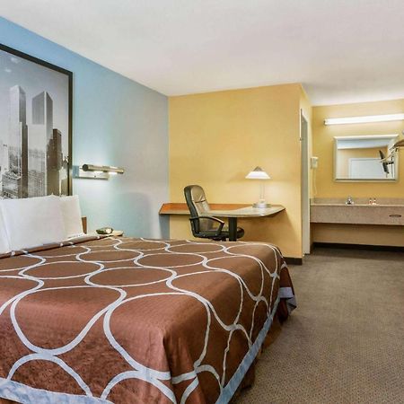 Hotel Super 8 By Wyndham Findlay Exterior foto